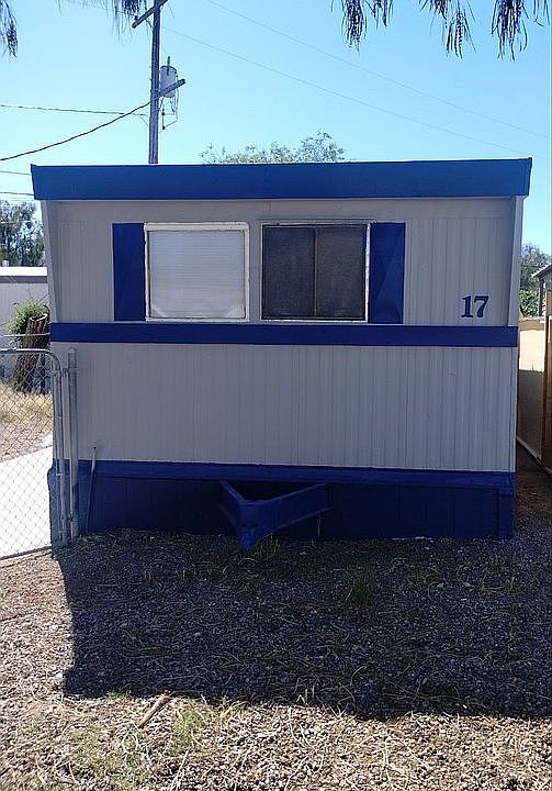 1st image of 4976 Stanley Ave Trailer 17