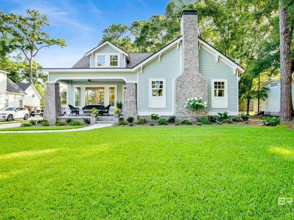 157 Orange Ave, Fairhope, AL 36532
