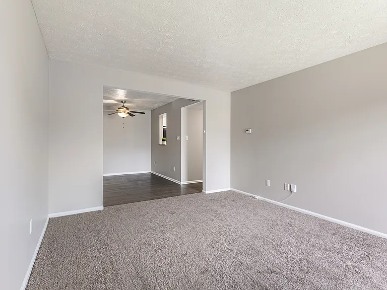 Emerson Village Apartments — Photo 5