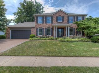 2076 Willow Trl, Saint Charles, MO 63303