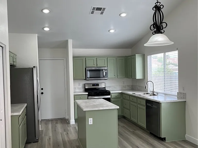 7724 Rye Canyon Dr — Photo 9