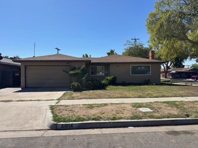 4904 E Weathermaker Ave, Fresno, CA, 93727