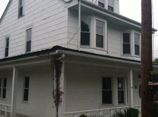 21 Tuscarora St, Pottsville, PA 17901