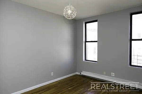 Rented by Real Street Inc | media 4