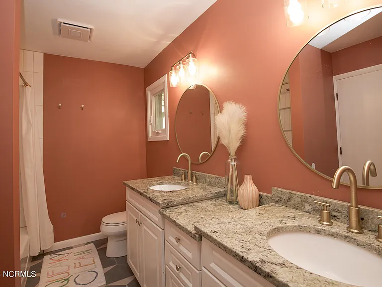 1000 Robinwood Rd — Photo 28