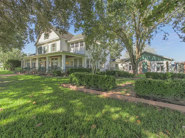 4903 Bowser Rd, Weston Lakes, TX 77441