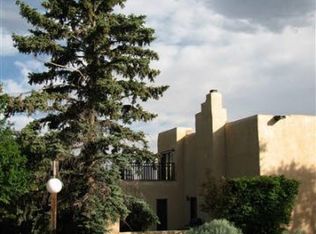 3032 Plaza Blanca, Santa Fe, NM 87507