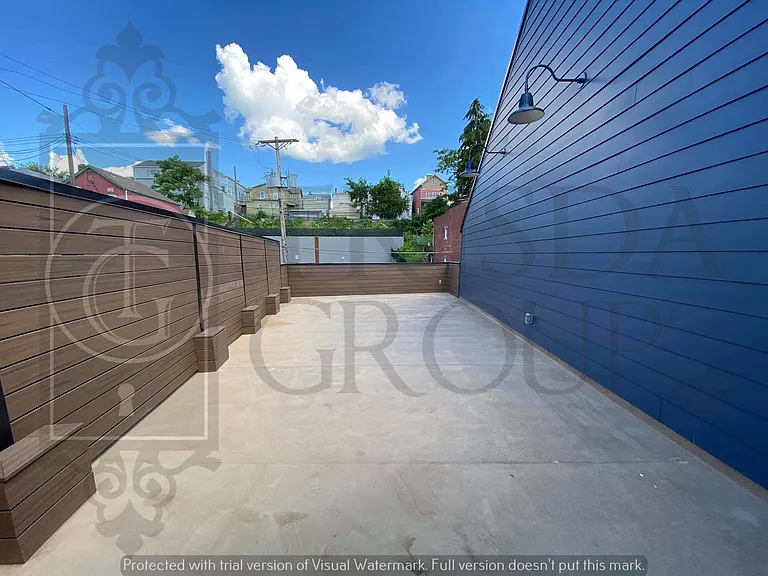 160 Southern Ave — Photo 9