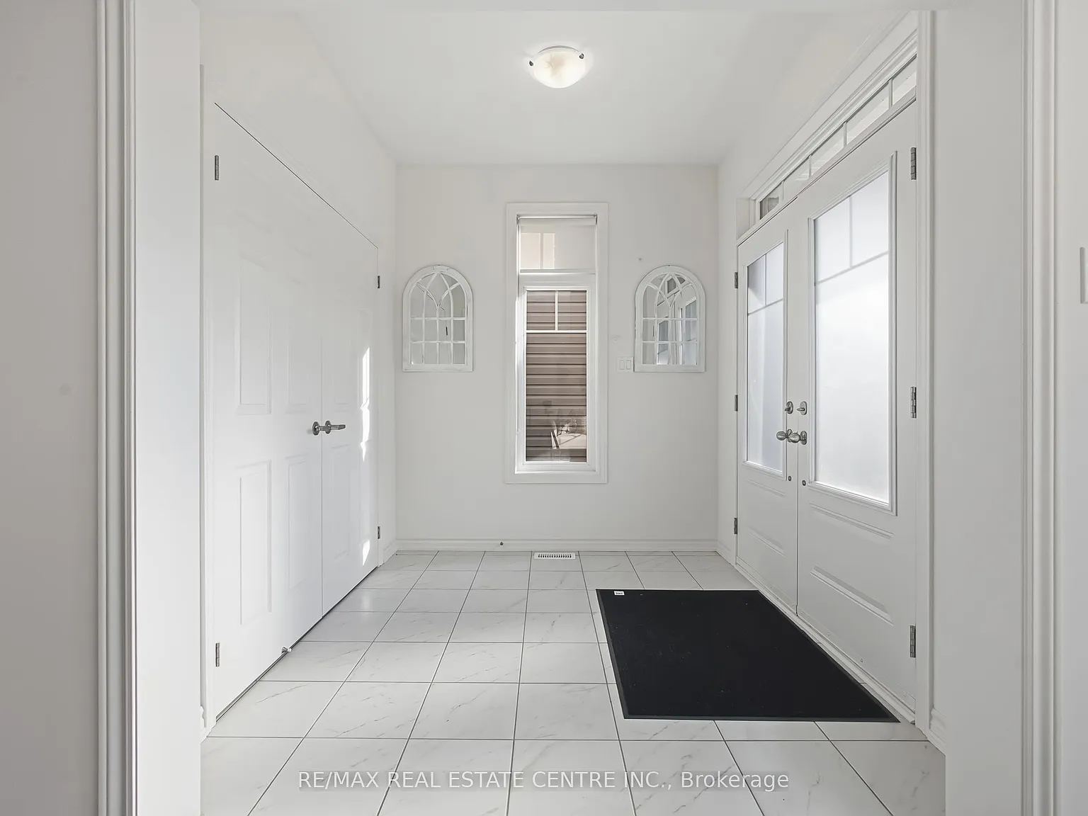 4 bed, $3,500 — Photo 4