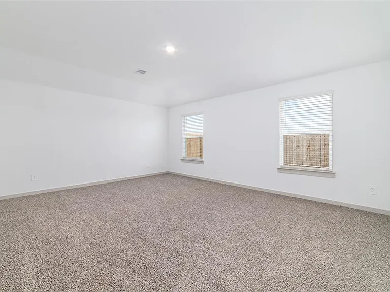 7207 Sunbreeze Ln — Photo 15