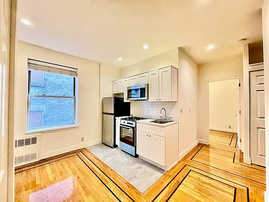 Rented by J & L Holding Corporation | media 1