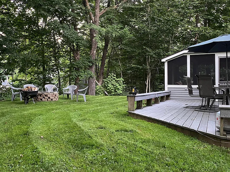 8 Marinello Rd — Photo 2