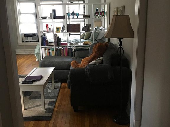 4th image of 309 N Oak Park Ave APT 1A