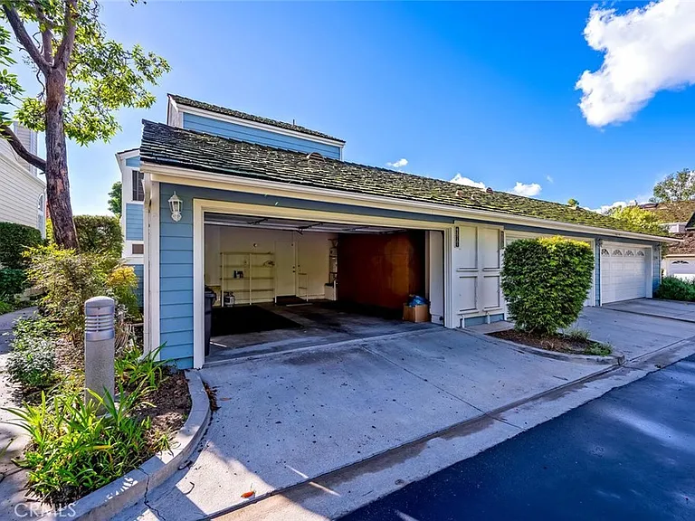 620 Holbrook Ct — Photo 60
