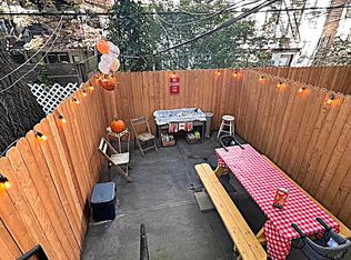 159 Carroll St #1L, Brooklyn, NY 11231