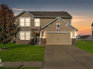 1220 Winter Hawk Ct, Greenwood, IN 46143