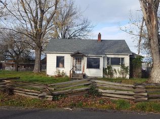 1705 E Gregory Rd, Central Pt, OR 97502