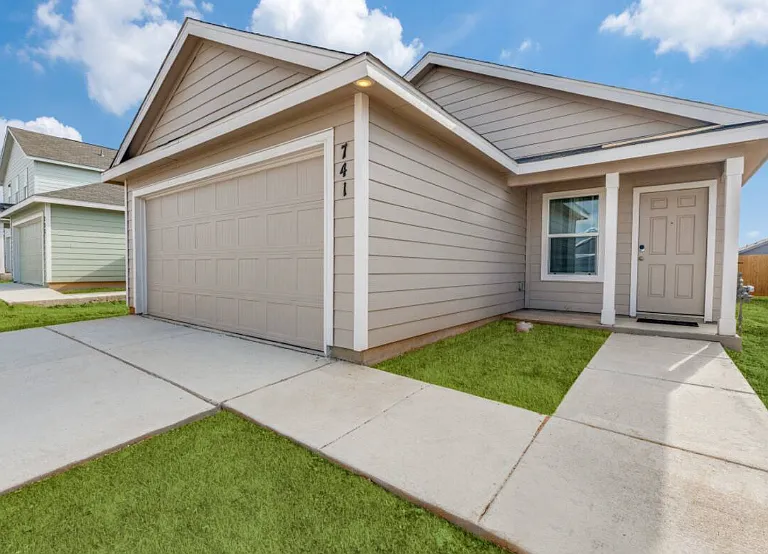 741 Tulsa Trl — Photo 10