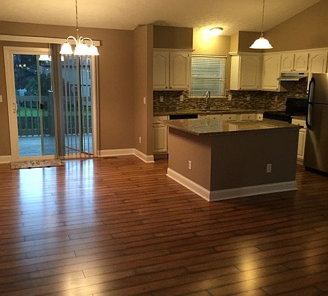 5th image of 3251 Ebonywood Ct