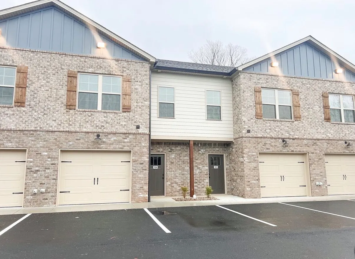 2 bed, 1340 sqft, $1,475 — Photo 1