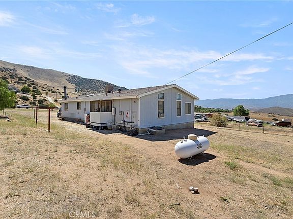 3rd image of 35607 Big Valley Rd