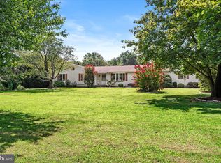 740 Windsor Perrineville Rd, Hightstown, NJ 08520