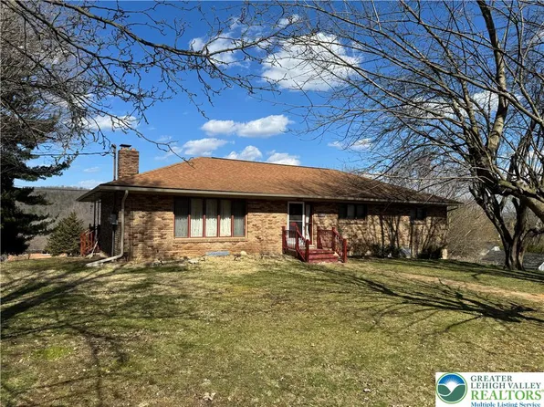 1924 Guzzetta Ave, Bangor, PA 18013