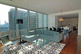 3rd image of 500 W Superior St APT 1103