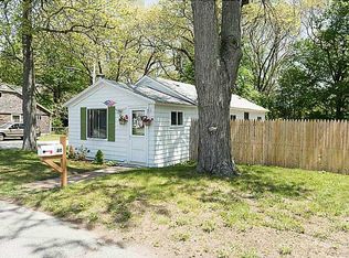 80 Abbott Ave, Warwick, RI 02886