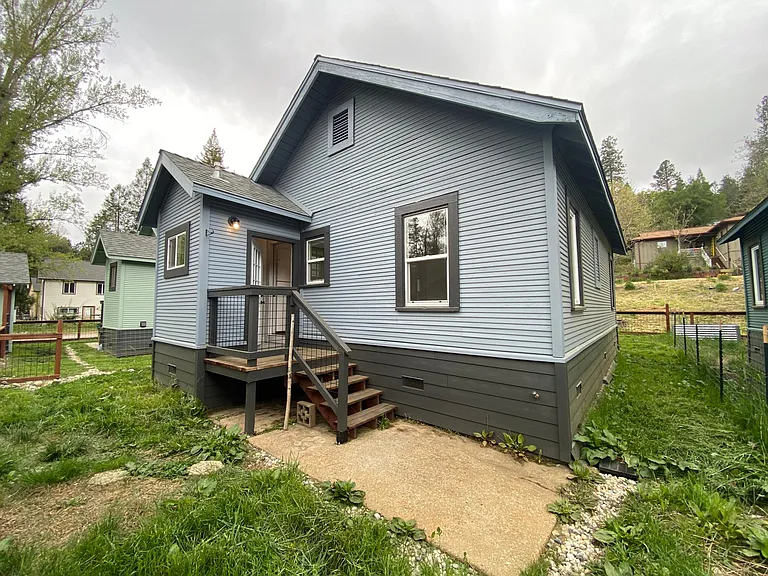511 Mill St — Photo 15