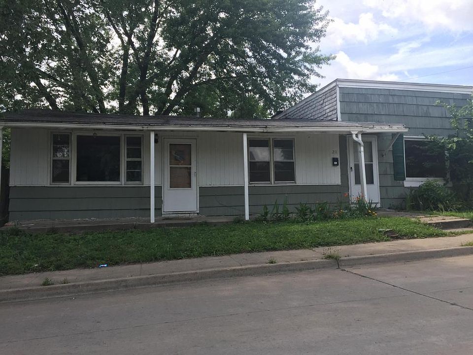 1st image of 211 N William St