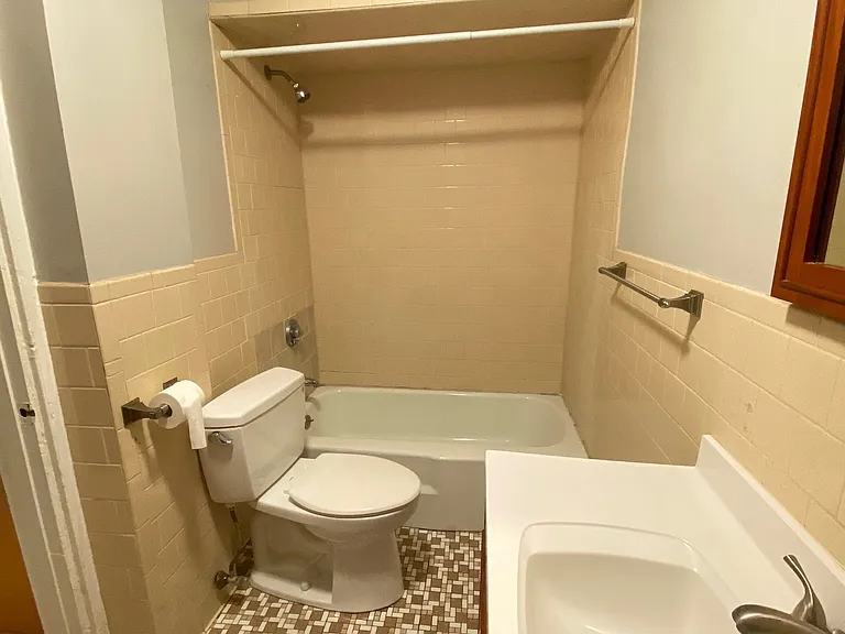 94 Willow St — Photo 10