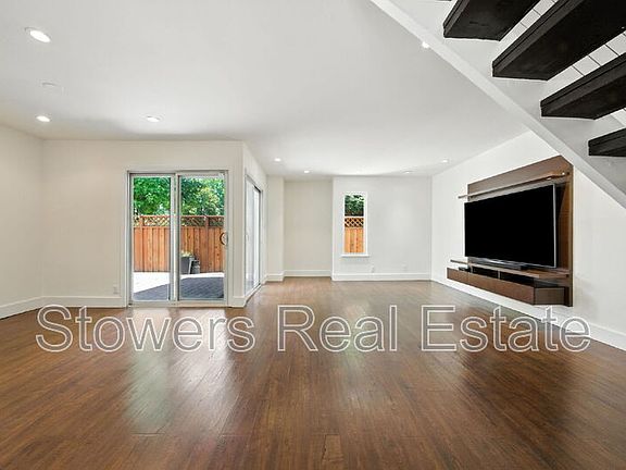 4th image of 617 Garden Creek Pl
