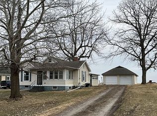 219 SW 7th St, Galva, IL 61434