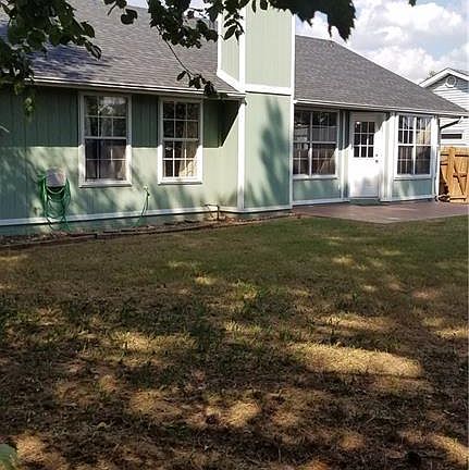 2nd image of 2712 W Margaret St