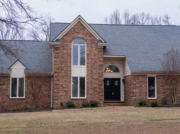 8955 Hillman Way Dr, Bartlett, TN 38133