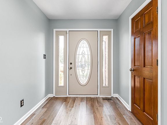 3rd image of 7608 Tarragon Pl