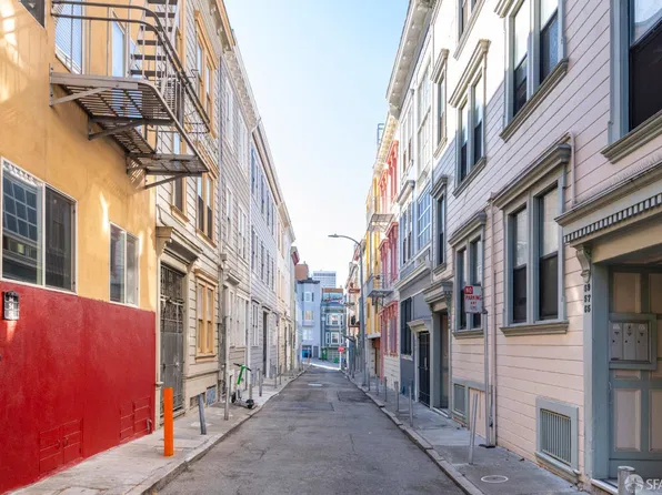 52-56 Varennes St, San Francisco, CA 94133