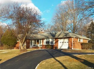 5 Field Ln, Walden, NY 12586