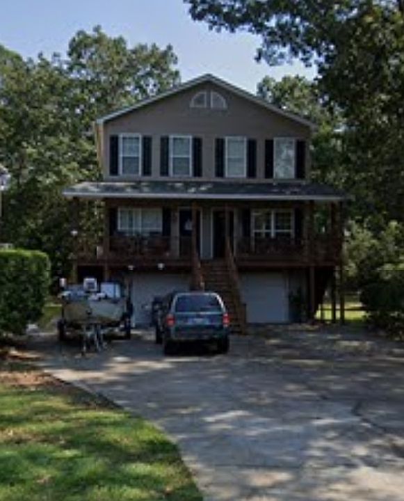 1st image of 1489 Theresa Dr APT B