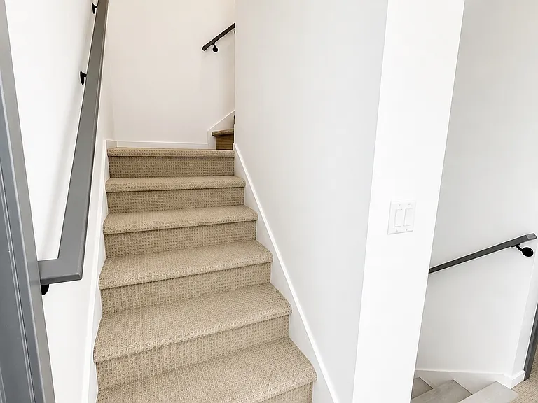 16th Ave NW — Photo 17