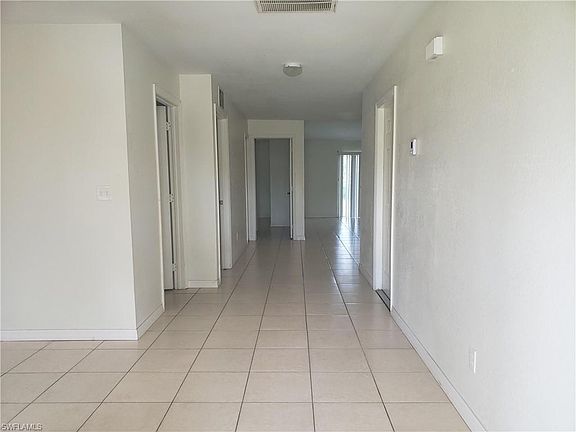 3rd image of 927 Graystone Ave