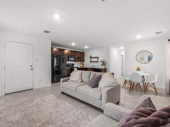 4th image of 8631 Cottage Creek Dr Unit 21