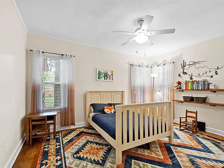 115 Ardmore Ave — Photo 9