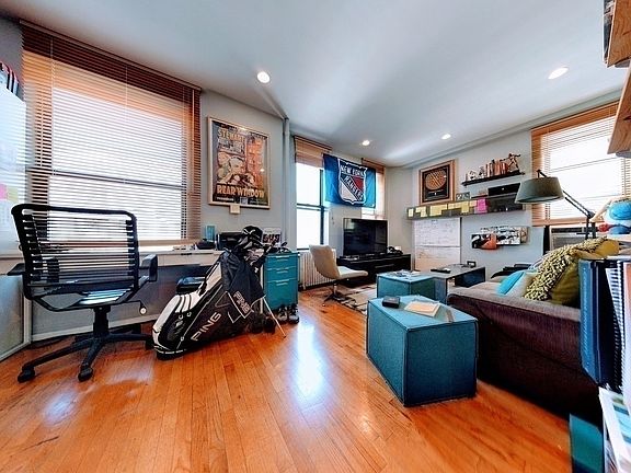2nd image of 214 1st Ave #12N