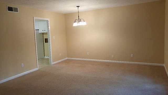 2nd image of 407 Kingswood Dr