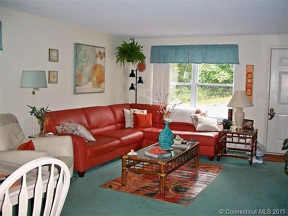4th image of 1 Periwinkle Ln #1