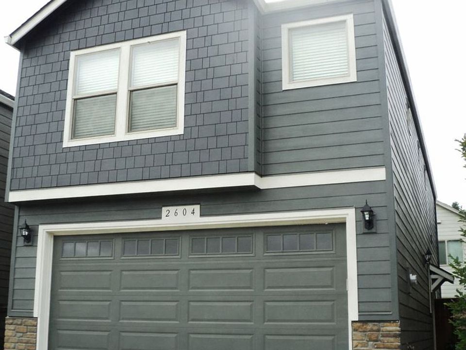 1st image of 2604 NE 131st Ct
