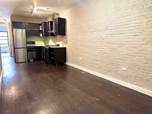 Rented by Aventana | media 15