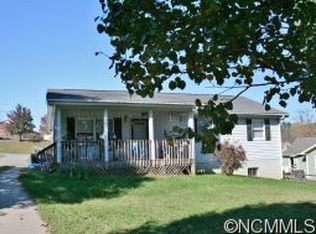 198 1/2 Elk Mountain Rd, Woodfin, NC 28804